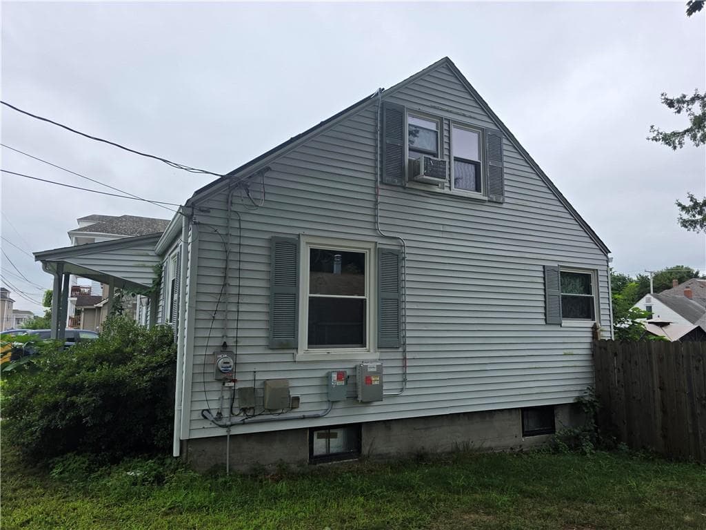 142 Rutland Street photo 3