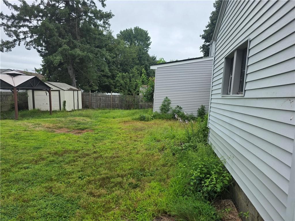 142 Rutland Street photo 8