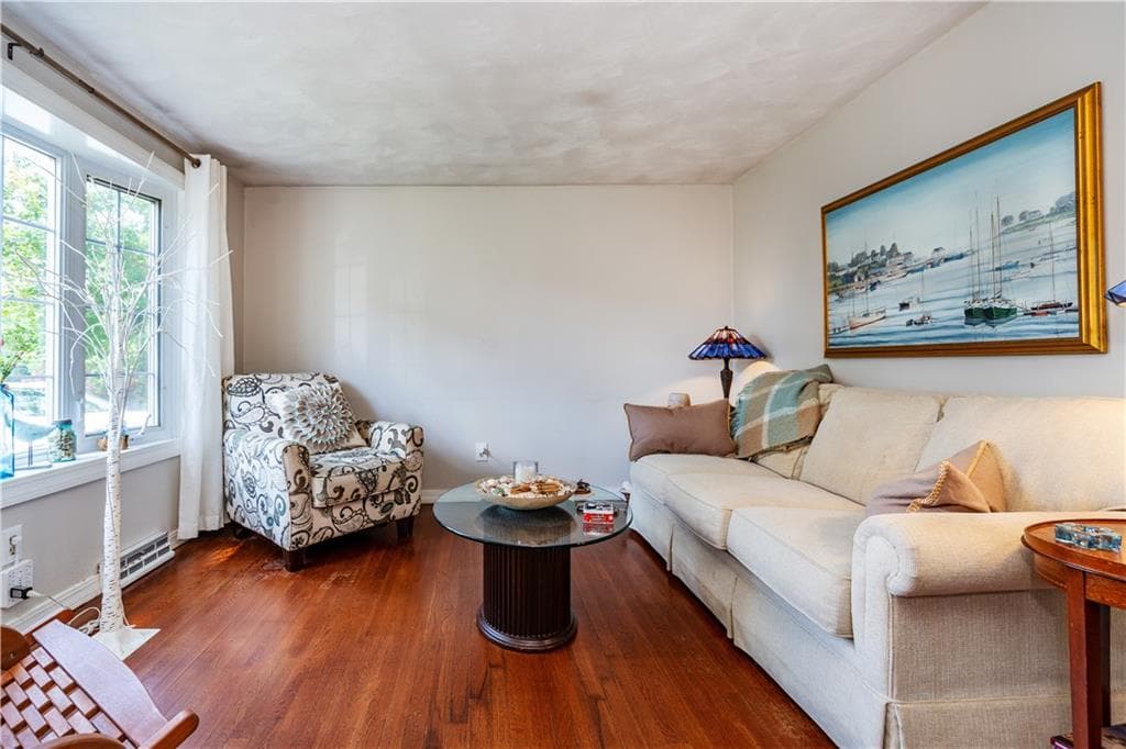 43 Topaz Drive photo 9