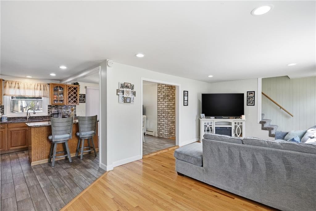 119 Frederick Street photo 6