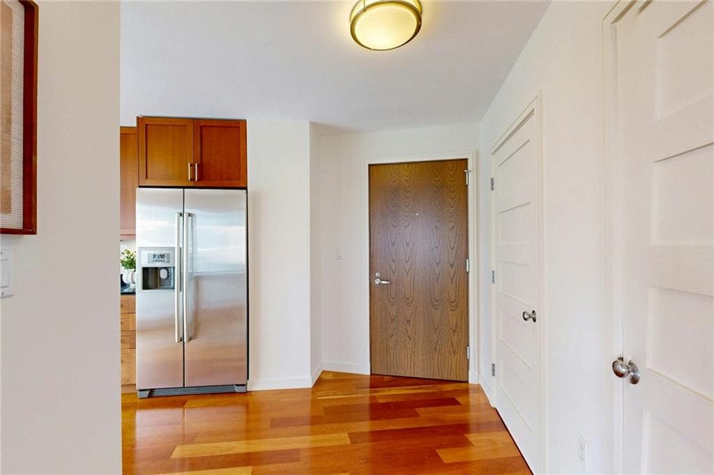 100 Exchange Street UNIT 1006 photo 16