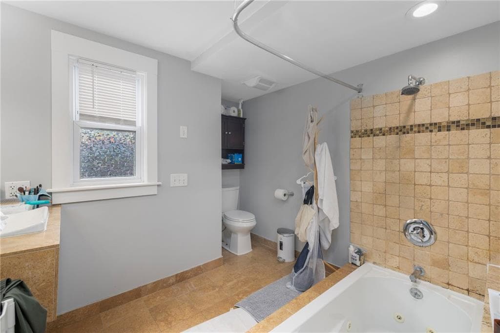 64 Pitman Street photo 18