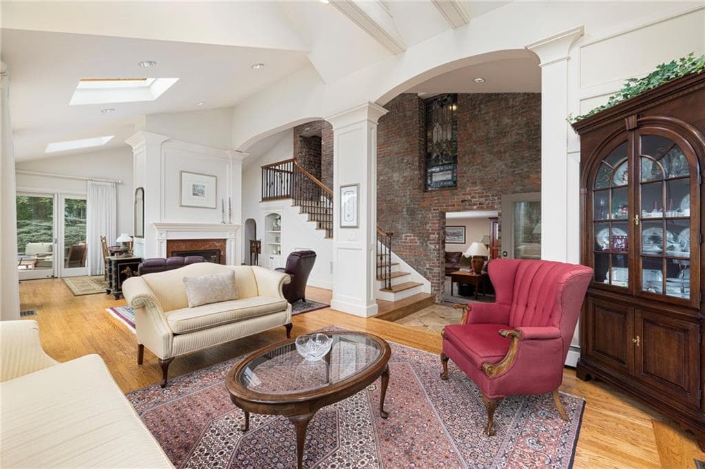10 Nayatt Road photo 7