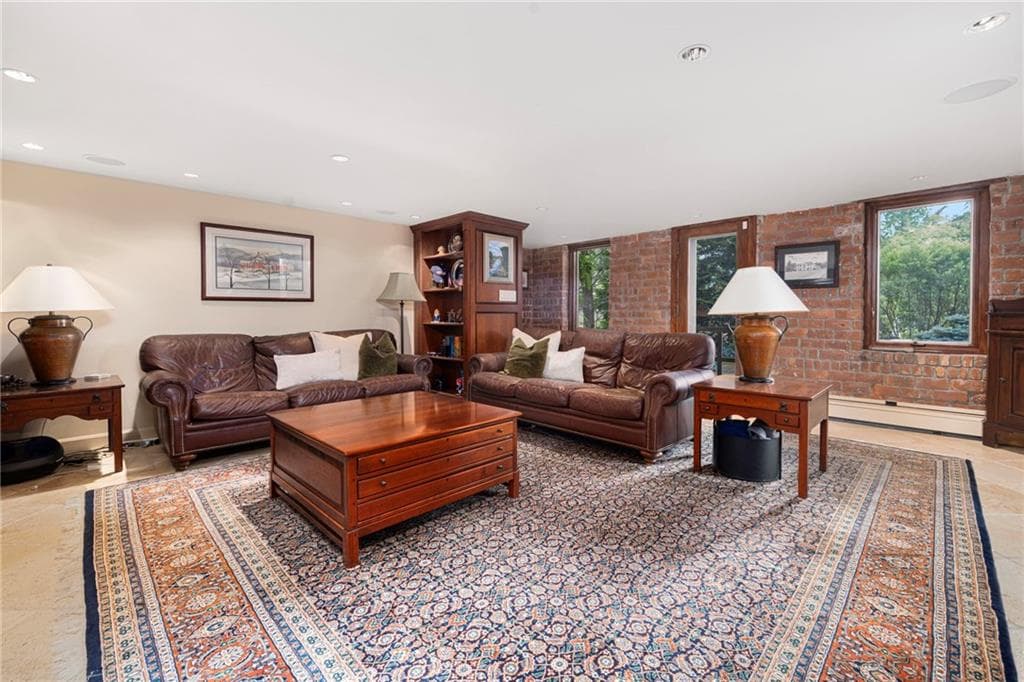 10 Nayatt Road photo 15