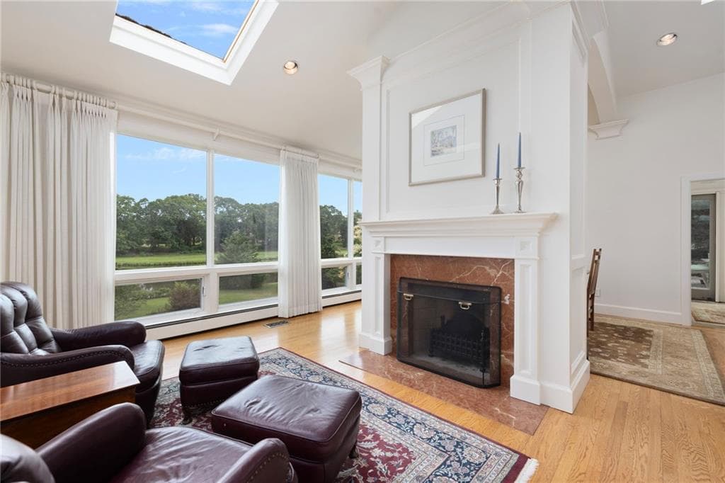 10 Nayatt Road photo 8