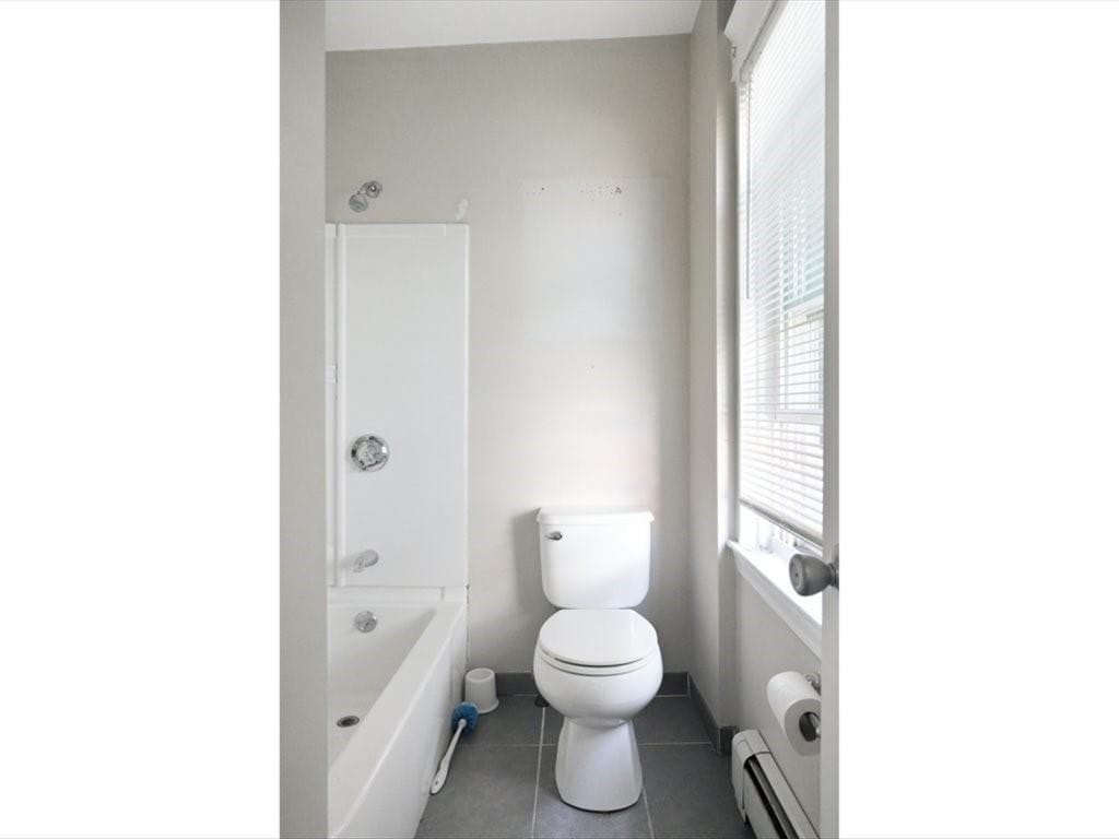 221 Warren Avenue photo 10