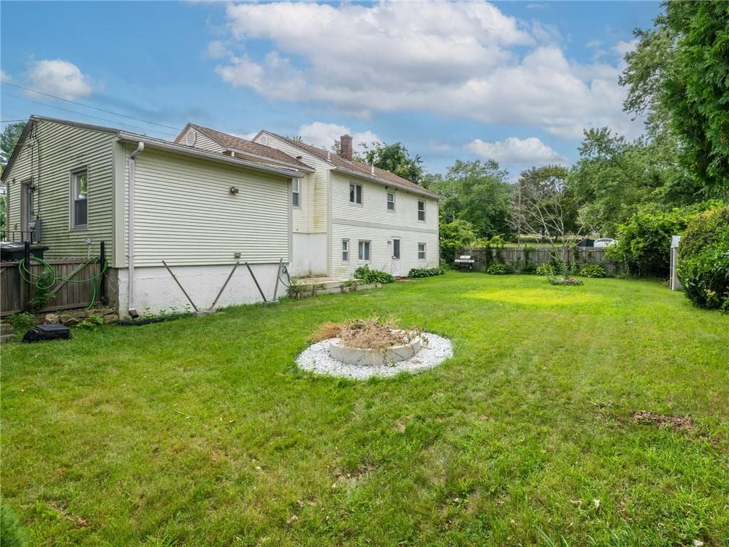 171 Tiogue Avenue photo 2