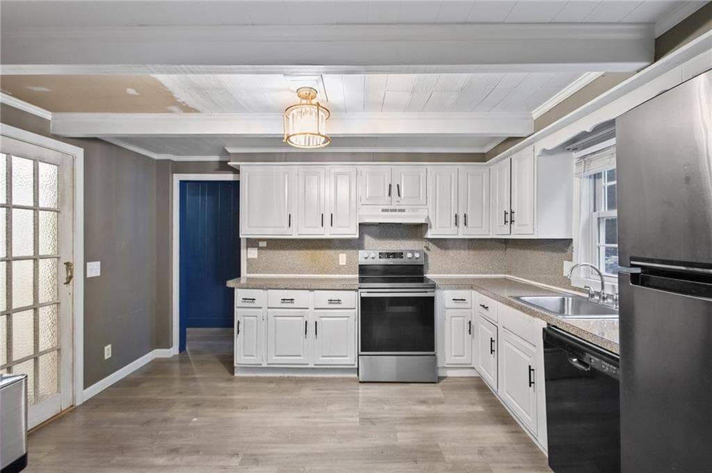 24 Fairbanks Avenue photo 11