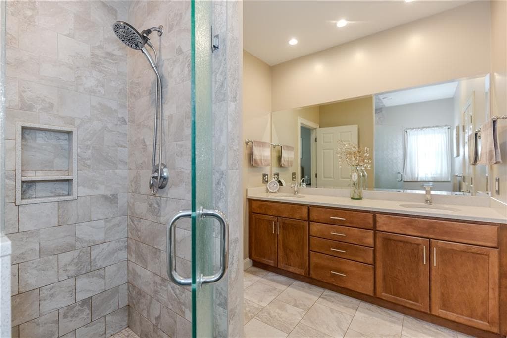 160 Allegra Lane photo 19