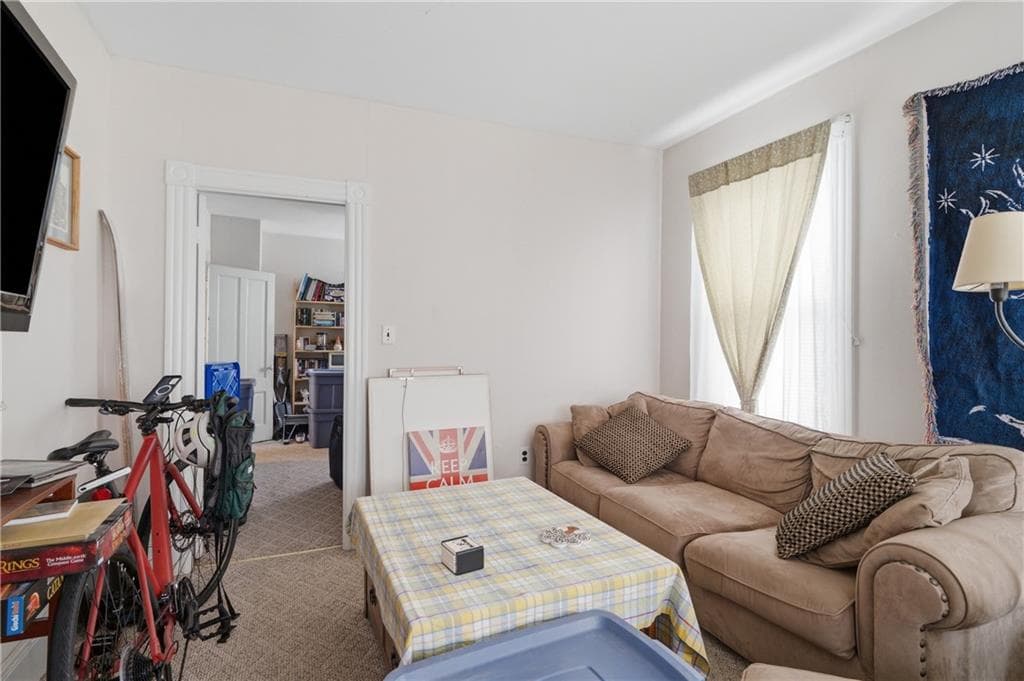 444 Carrington Avenue photo 20