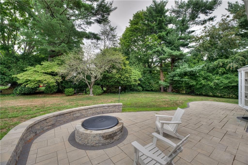 8 Lee Road photo 39