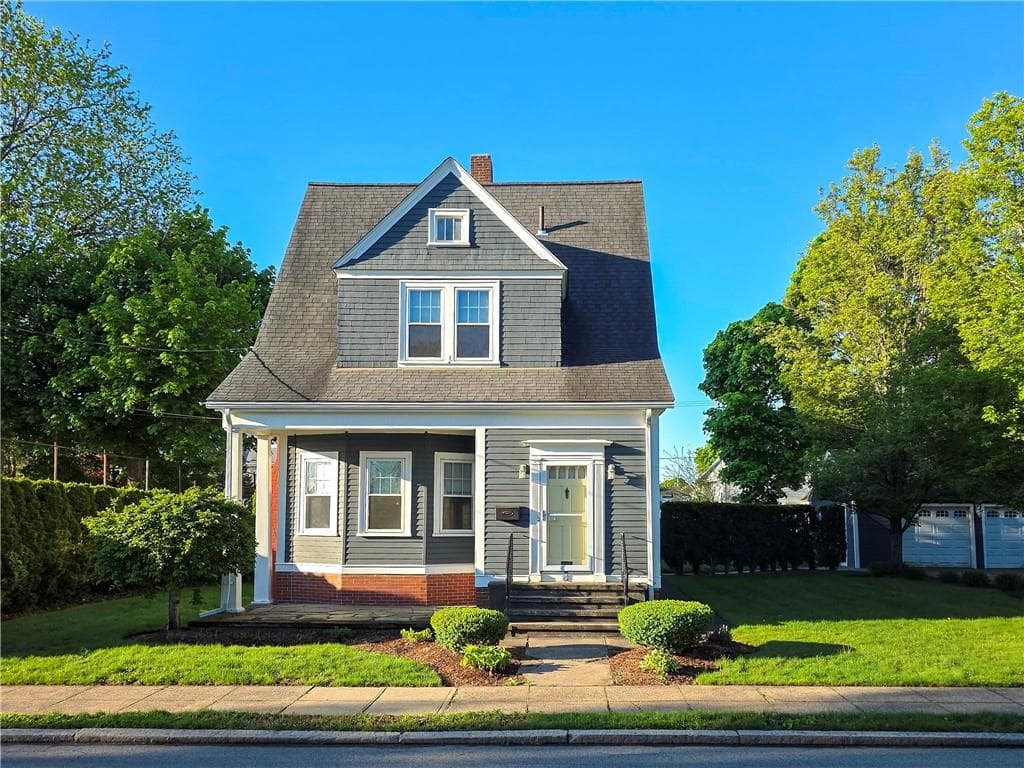 225 Hunts Avenue photo 3