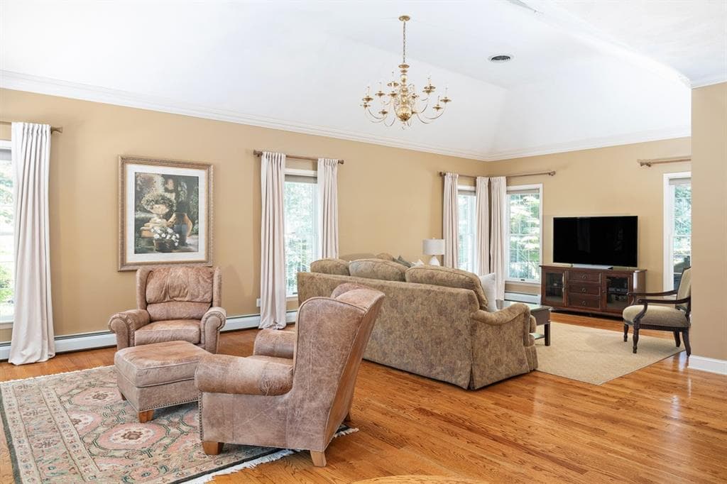 1 Mulberry Court photo 6