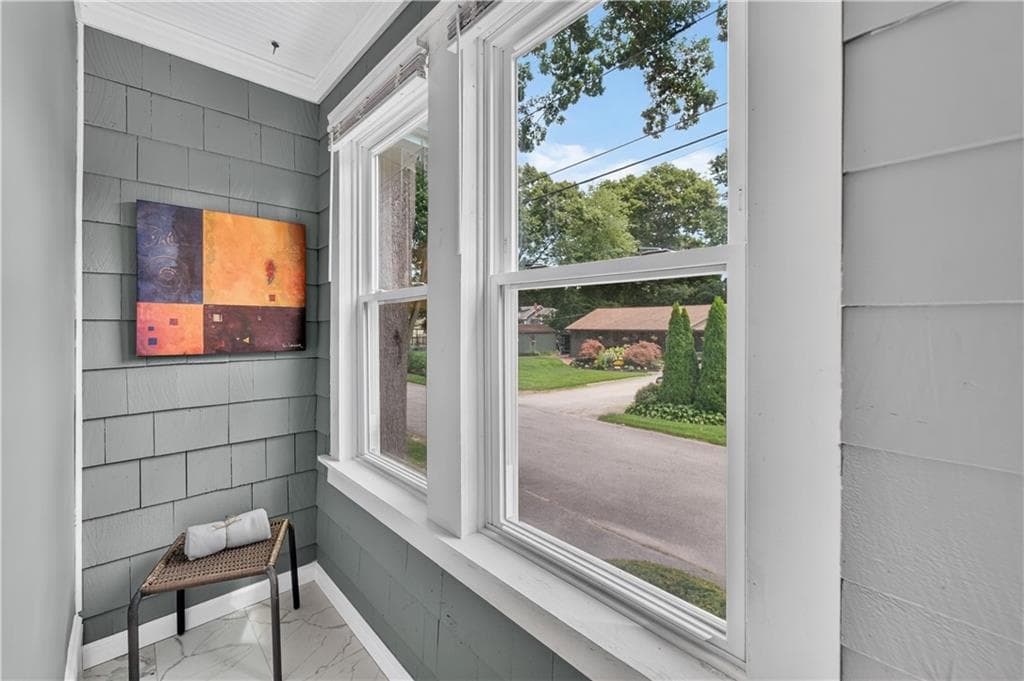 31 Elton Avenue photo 2