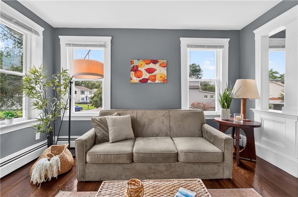 31 Elton Avenue photo 3