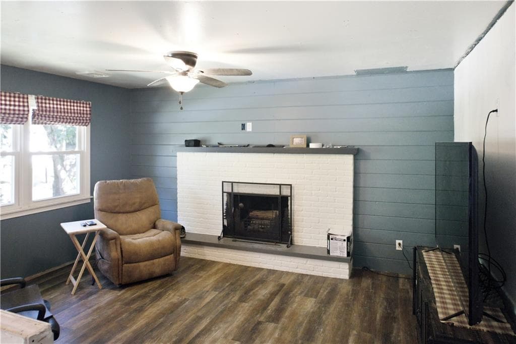 Single Family Residence at 50 Driftwood Drive, Charlestown, photo 6 of 28