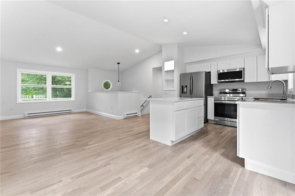 215 Canal Street photo 11