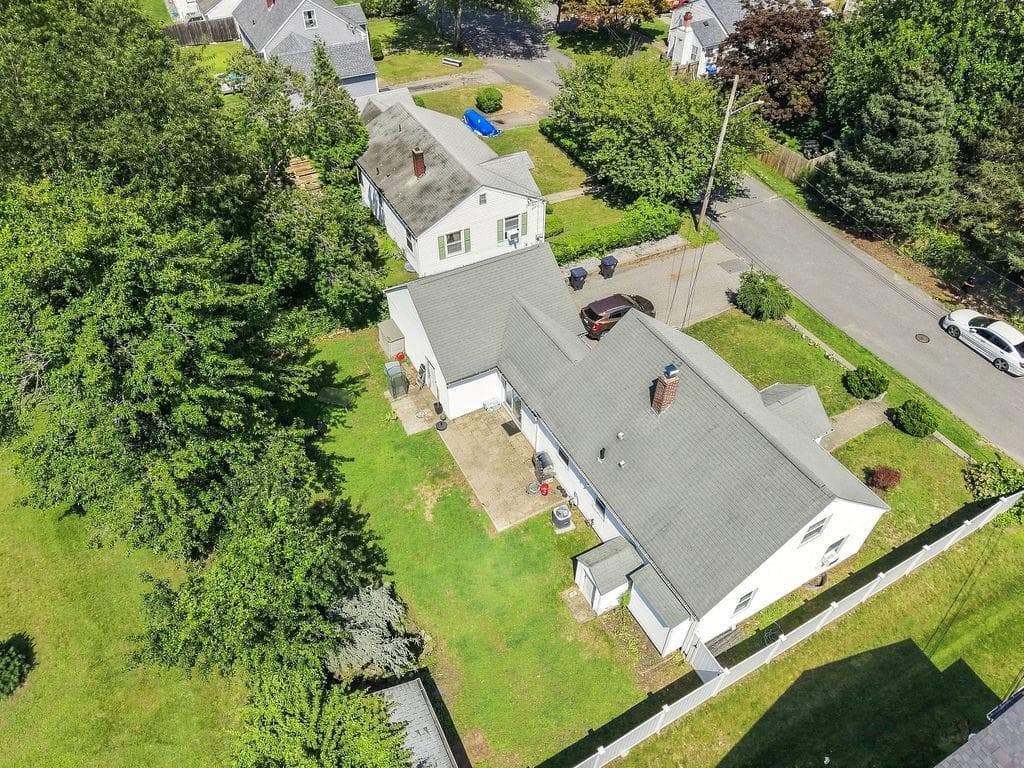 41 Fisher Street photo 28