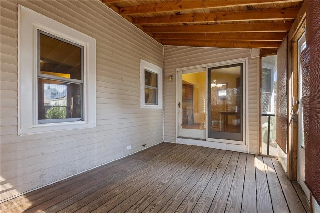 243 Rice Street photo 36
