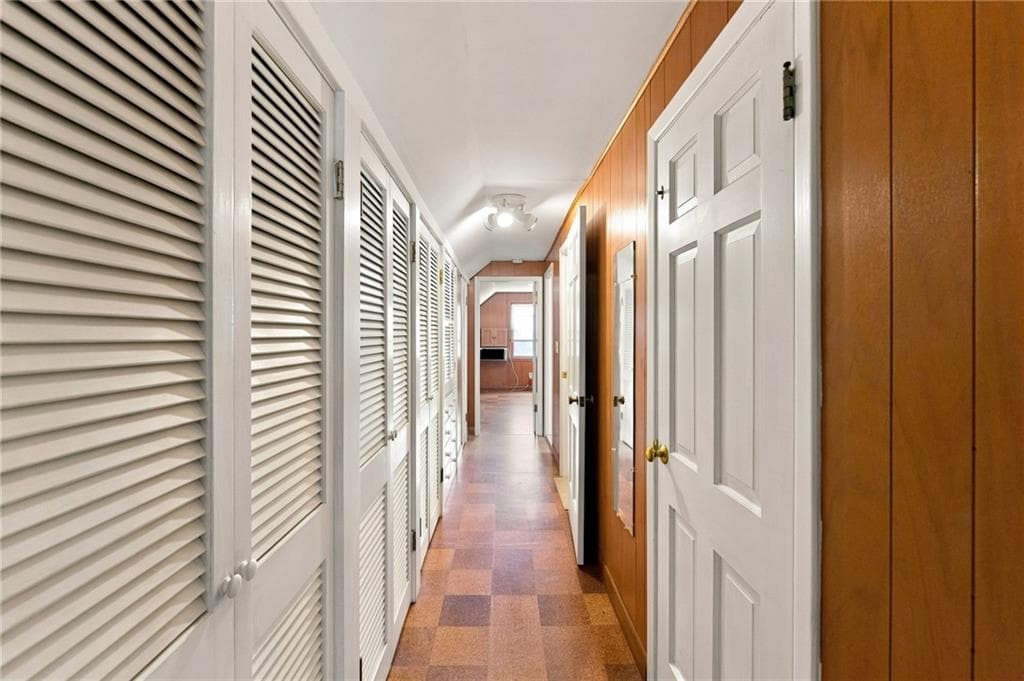 74 Isabella Avenue photo 19