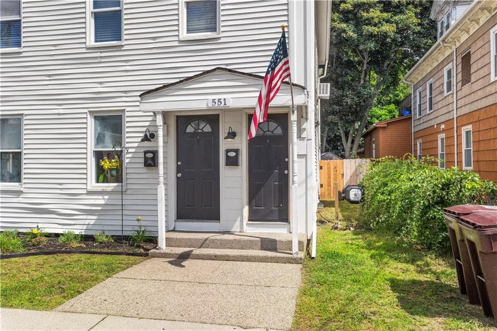 551 Pond Street photo 3