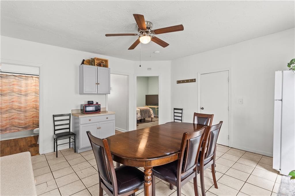 551 Pond Street photo 10