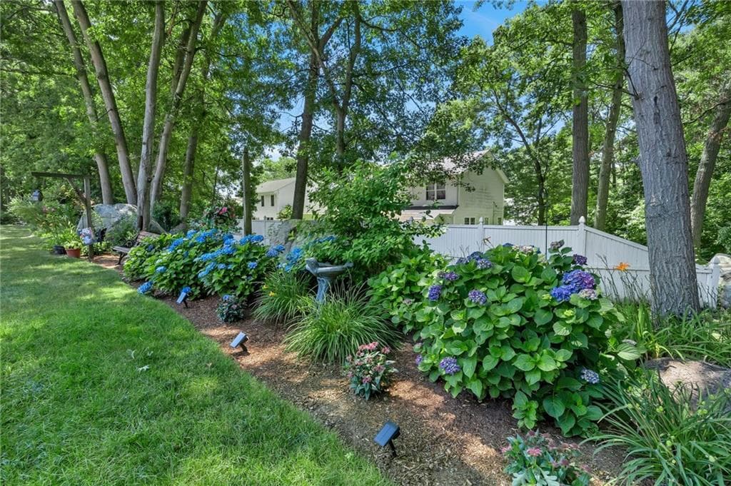 154 Bear Hill Road UNIT 1602 photo 42