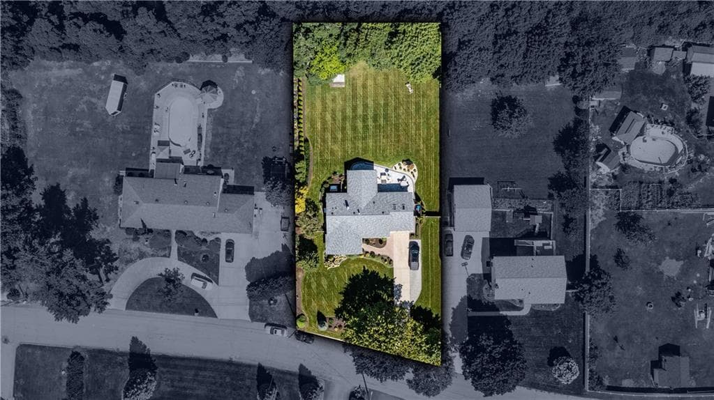 5 Hilton Drive photo 46