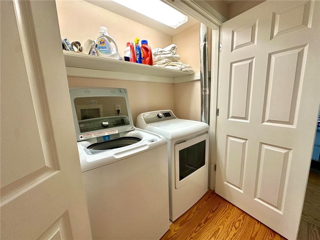 1207 West Side Road photo 40