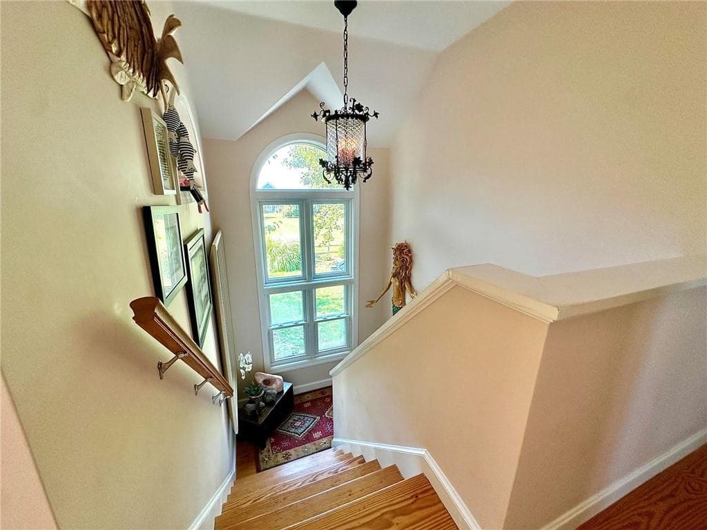 1207 West Side Road photo 31