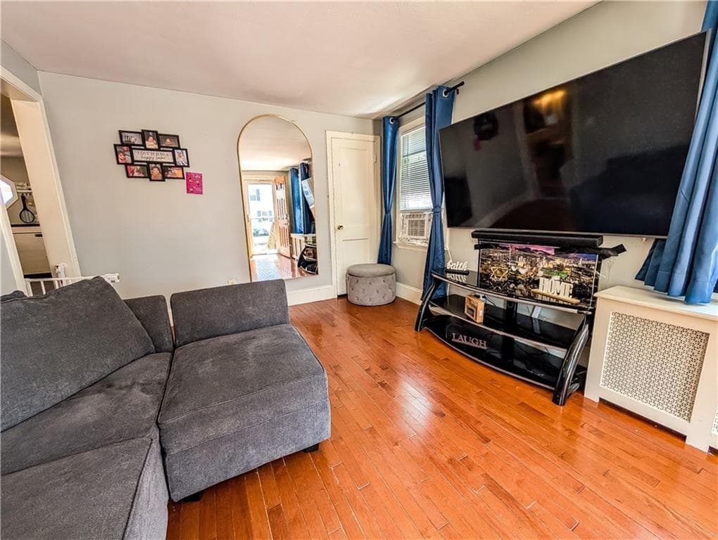 115 Davis Avenue photo 12