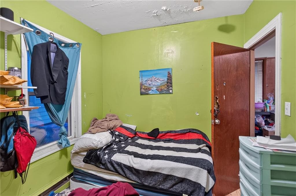 32 Almy Street photo 20