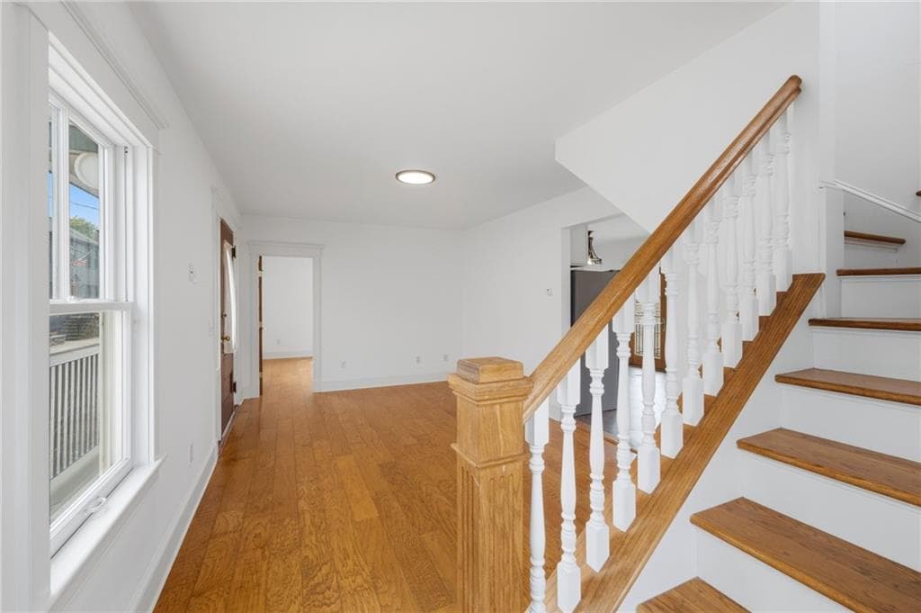 21 Elm Street photo 14