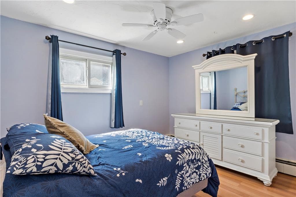 Single Family Residence at 15 Mollusk Drive, North Kingstown, photo 13 of 33