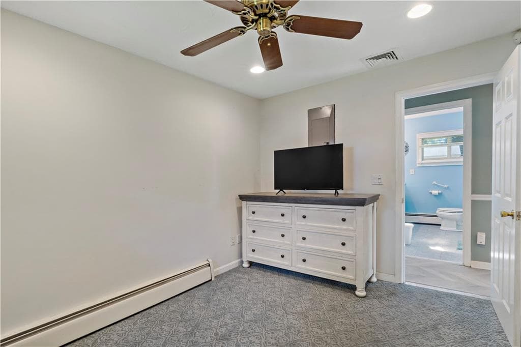 Single Family Residence at 15 Mollusk Drive, North Kingstown, photo 19 of 33