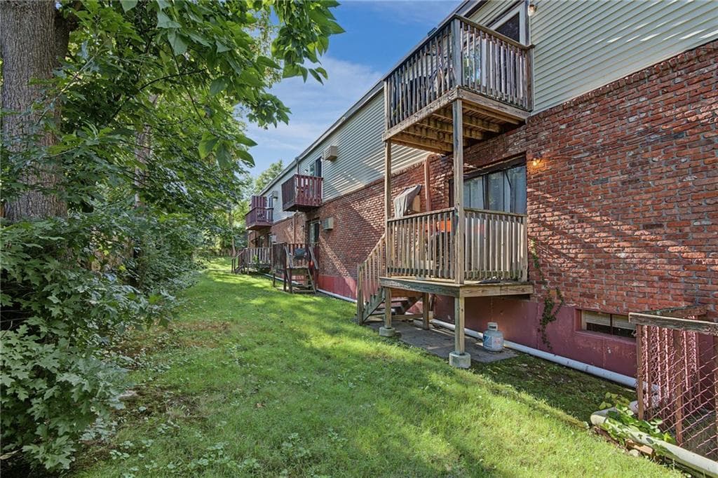 Condominium at 336 Killingly Street UNIT D, Providence, photo 14 of 16
