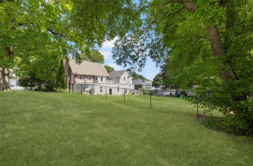 576 Fairmount Street photo 42