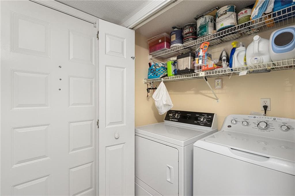 650 East Greenwich Avenue UNIT 3-308 photo 27