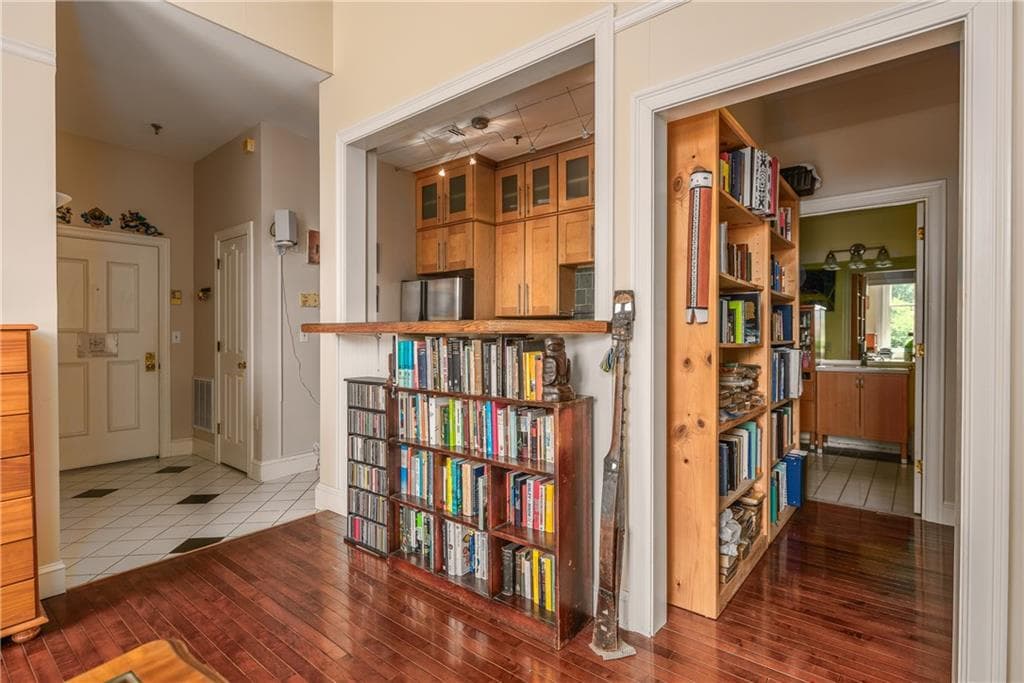 385 Westminster Street UNIT 4C photo 9