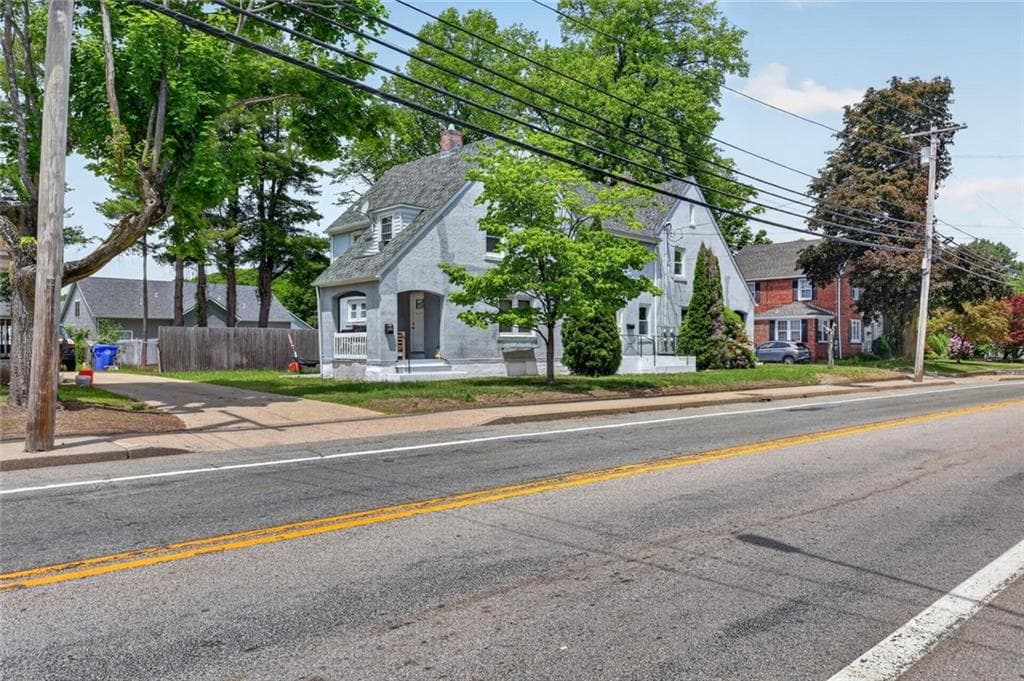 520 524 Providence Street photo 6