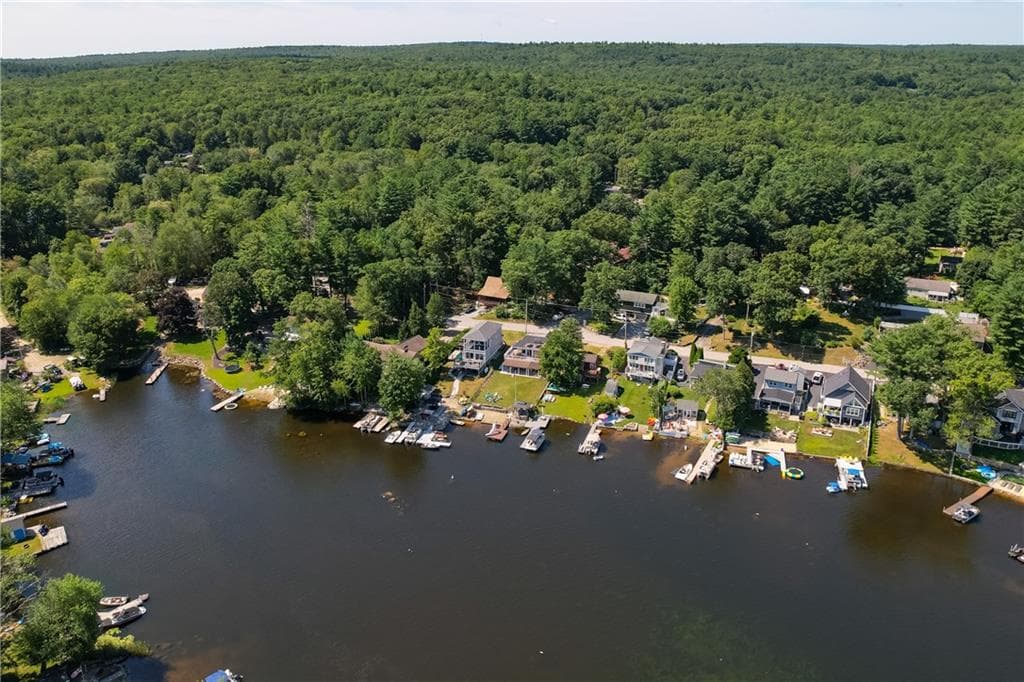 103 Lake Drive photo 8