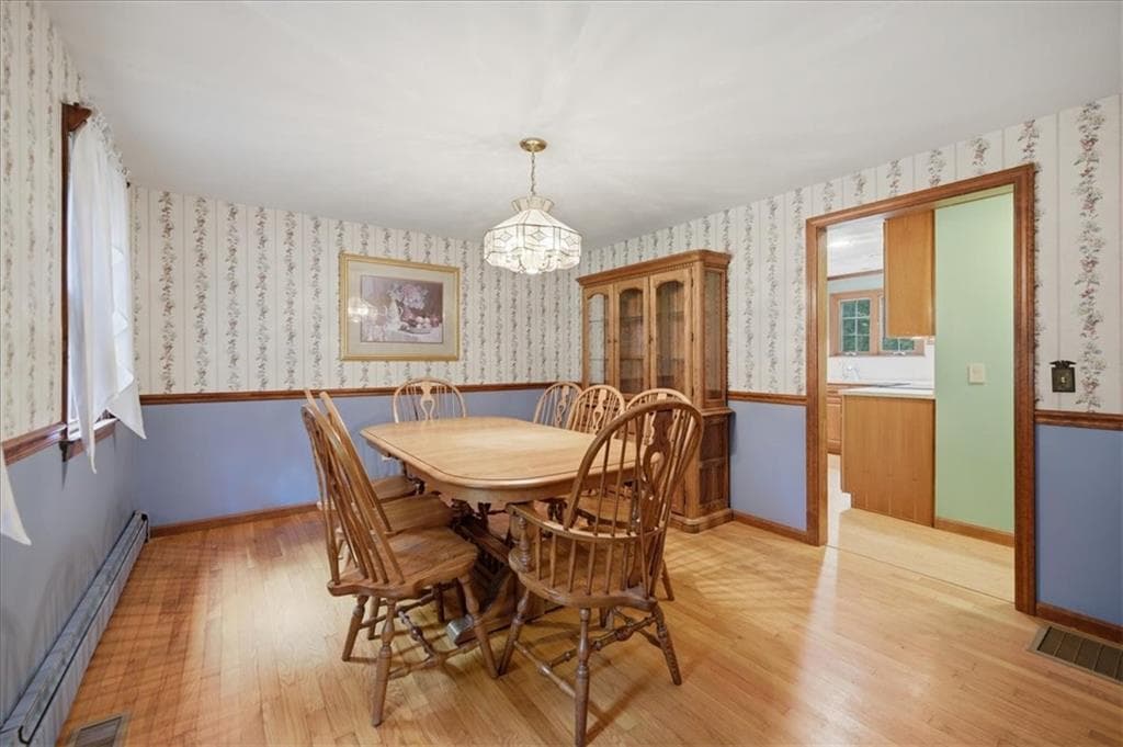 Single Family Residence at 346 Hillsdale Road, Richmond, photo 14 of 30