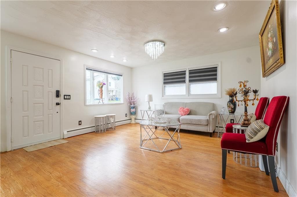 216 Wendell Street photo 4