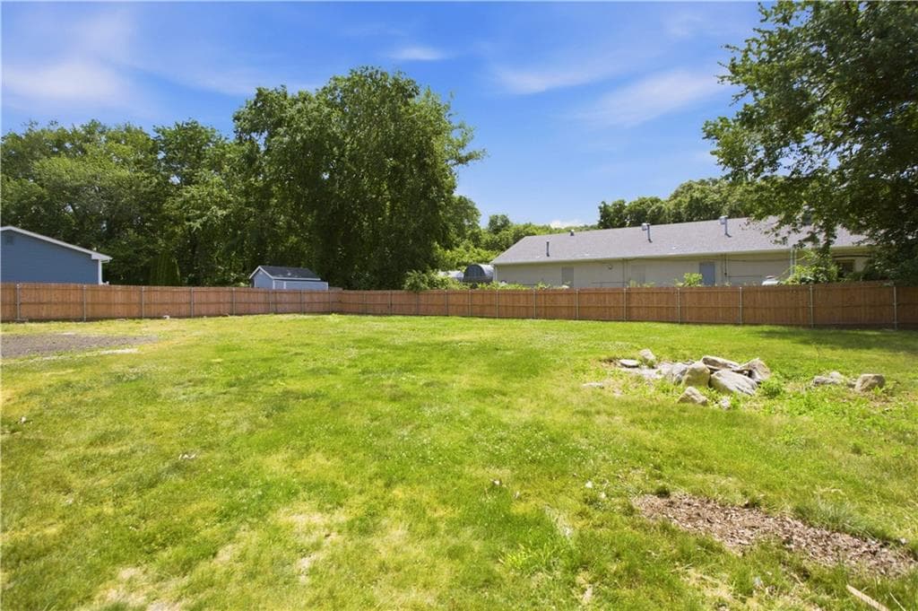 5 Baldwin Drive photo 4