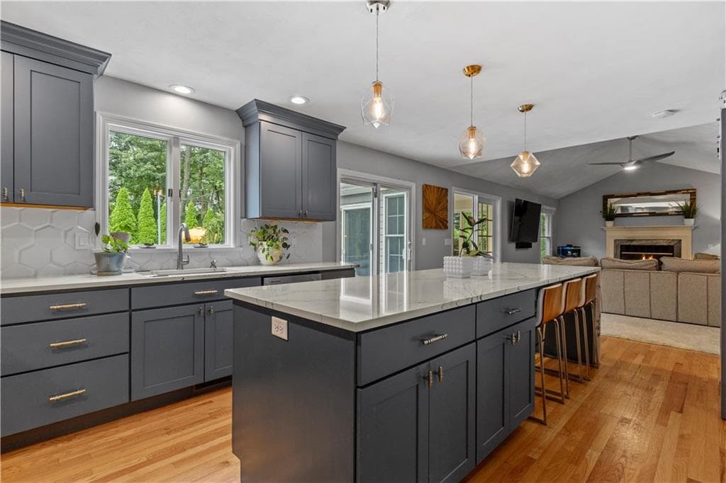 Single Family Residence at 205 Holly Hills Lane, North Kingstown, photo 14 of 50
