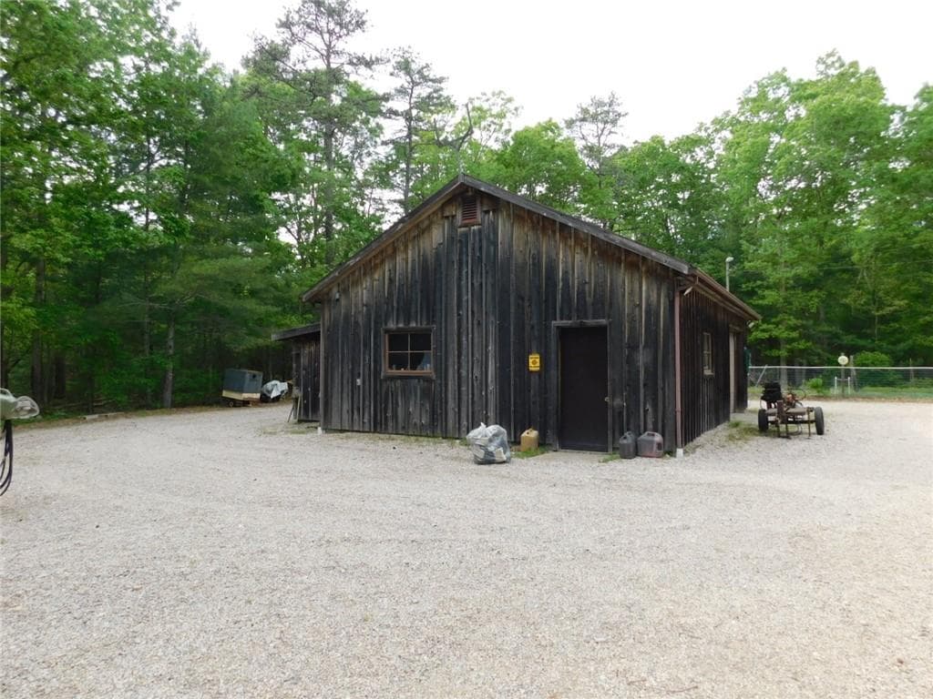 Single Family Residence at 20 SMALL POX Trail, Richmond, photo 27 of 46