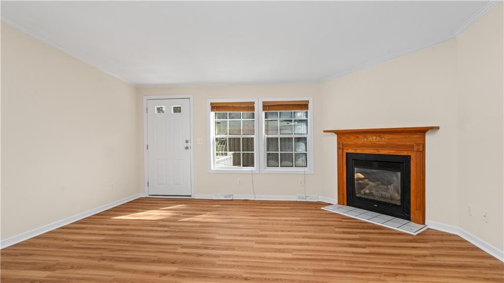 Single Family Residence at 8 Lisa's Way, Coventry, photo 8 of 36