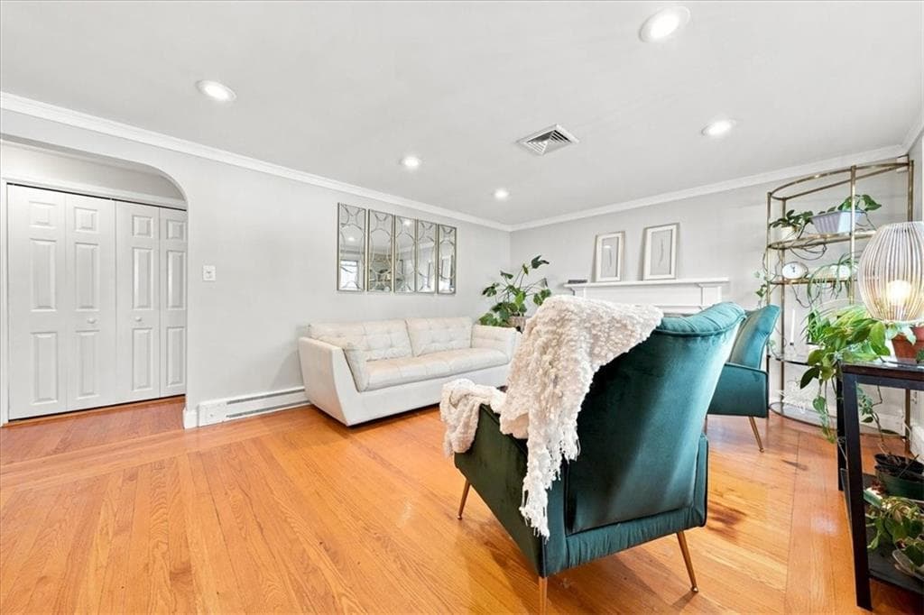 14 Woodhill Drive photo 9