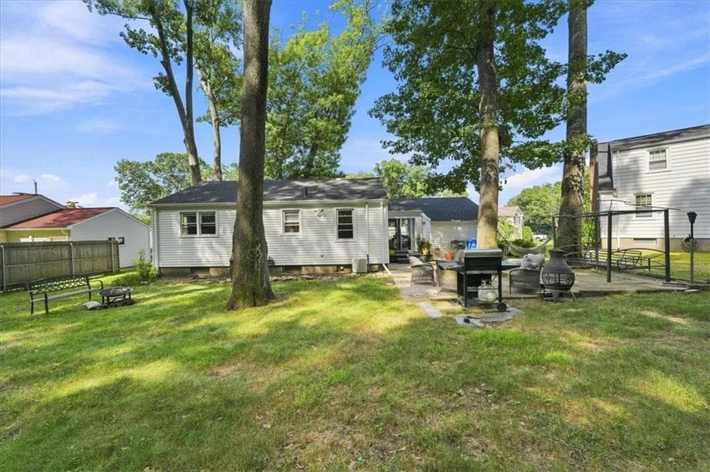 14 Woodhill Drive photo 39