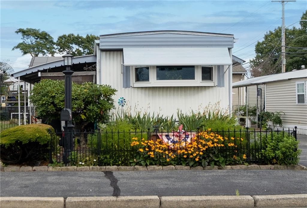 46 Lowell Avenue
